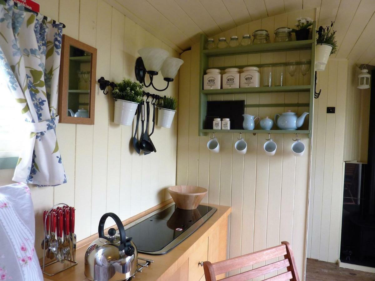 The Buteland Stop Rosie Off Grid Shepherds Hut 벨링헴 외부 사진